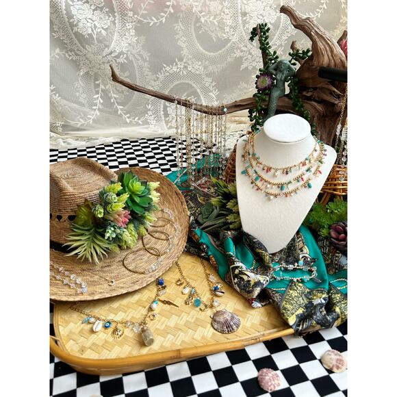 Turquoise & pearl Mermaid coral reef shell jewelry - Picture 3 of 4